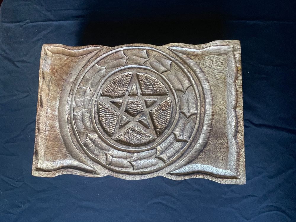 Pentacle Wooden Chest – Hand-Carved 9x6x4 Velvet-Lined Box